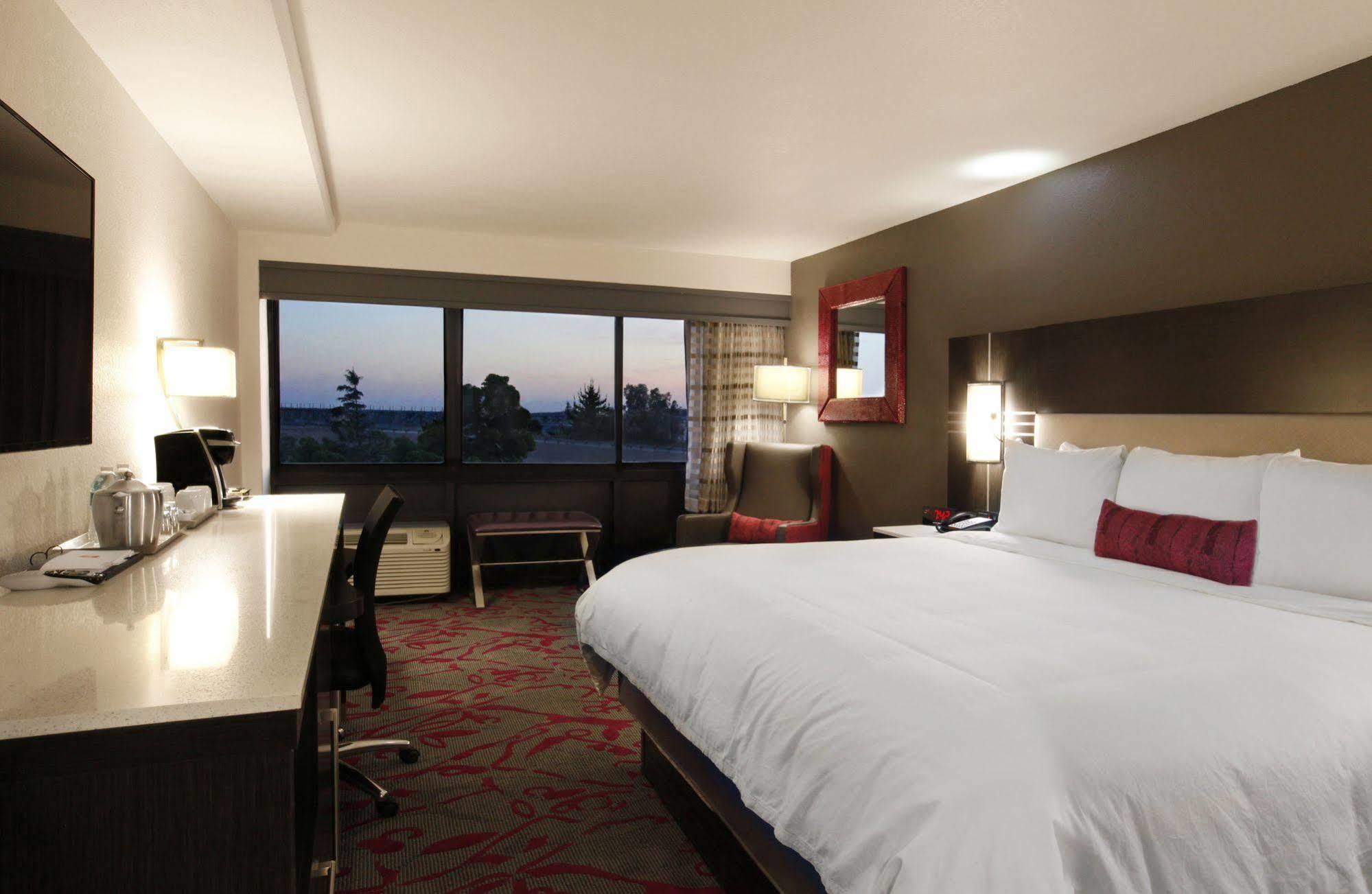 Radisson Hotel Oakland Airport Esterno foto