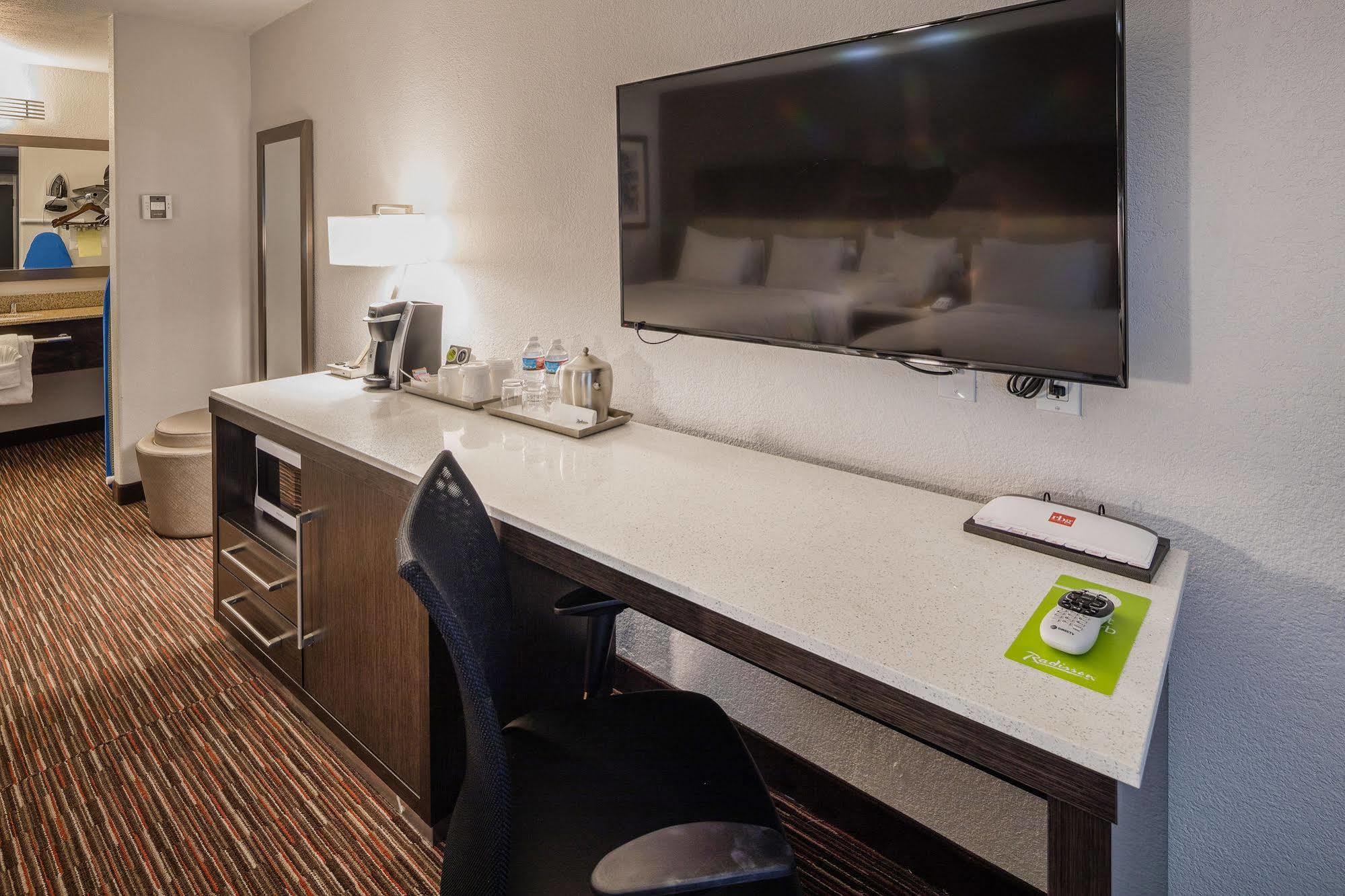 Radisson Hotel Oakland Airport Esterno foto